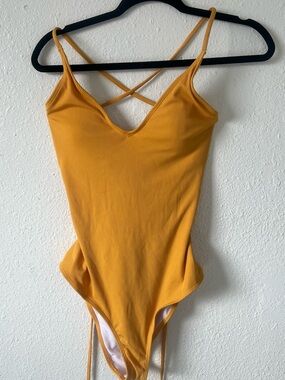 SHEIN Mustard Yellow Ribbed One-Piece Swimsuit with Cross Back